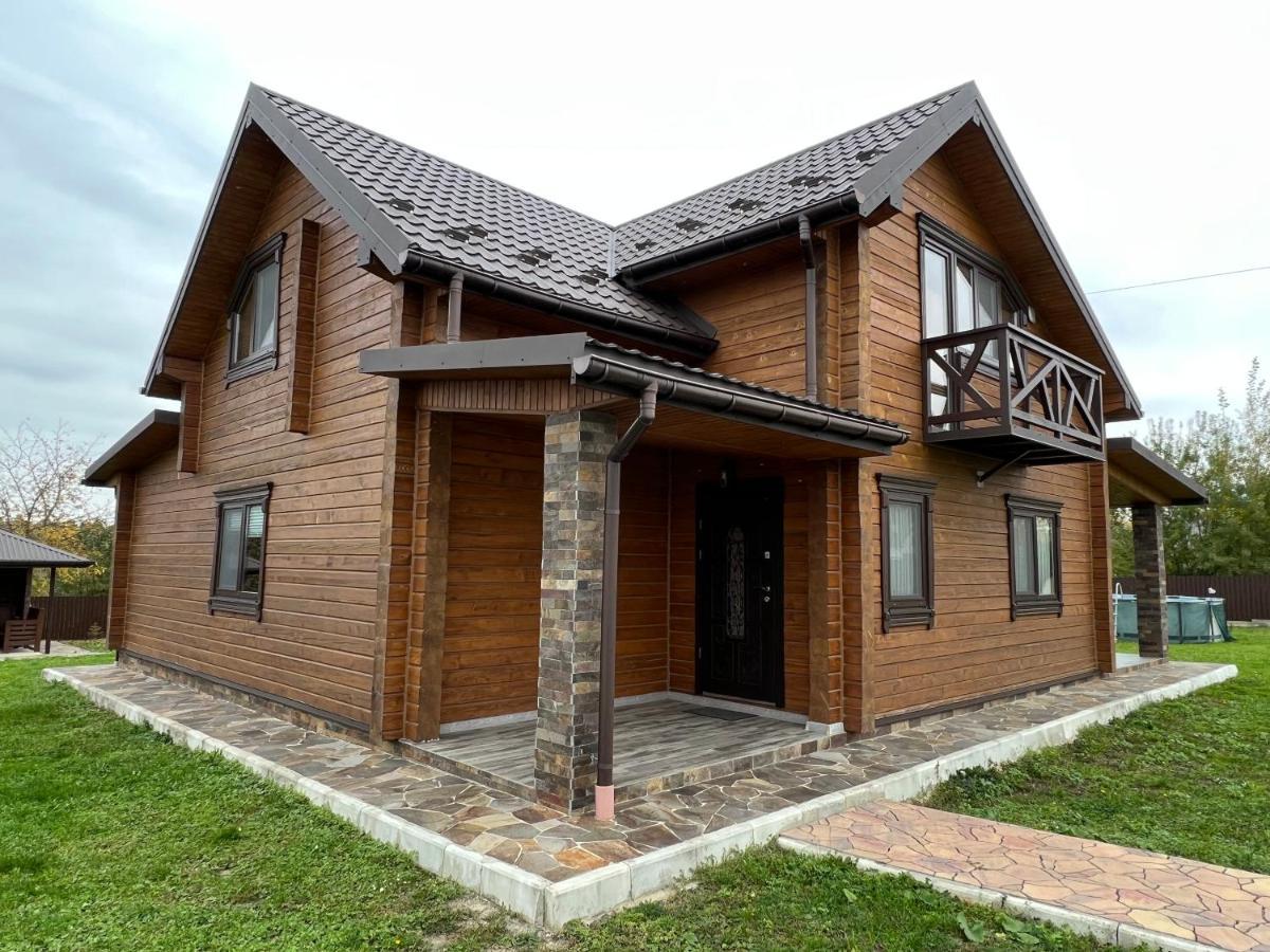 Villa Family House Truskavets Modrychi エクステリア 写真